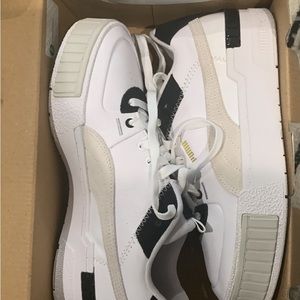 Woman Puma Cali Sport Mix Trainer Size 8